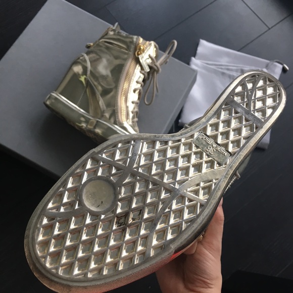 Authentic Giuseppe Zanotti Women's Wedge Sneakers Shoes Gold Size 36 - Picture 4 of 6